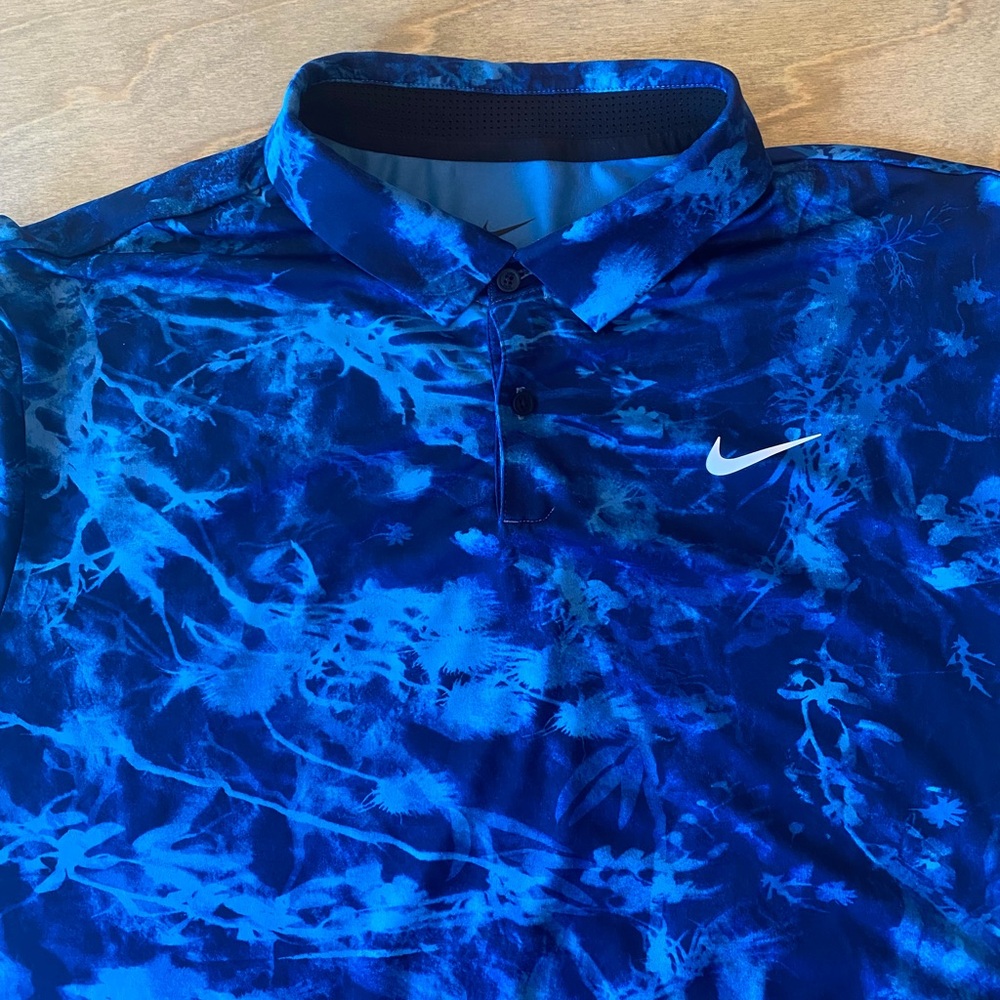 Nike Blue Patterned Polo Shirt - Picture 2 of 4